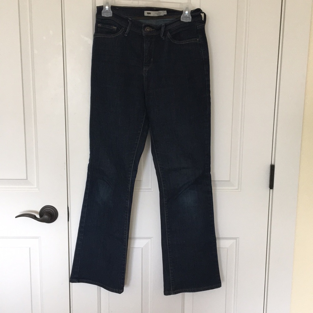 Levi’s slimming 512 bootcut jeans